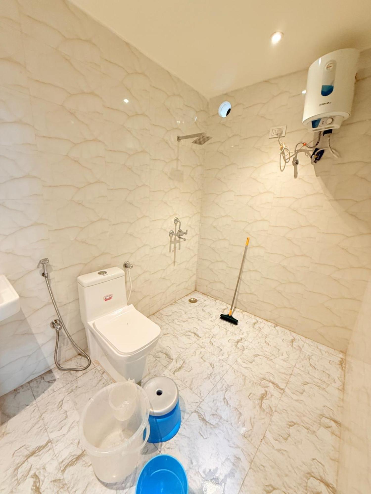 Hotel Tulip Light Mathura Dış mekan fotoğraf